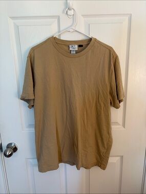 H&M Men's Short Sleeve Crew Tee in Tan